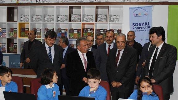 Sosyal Kooperatifler Eğitim ve Tanıtım Treni Son Olarak Konyada.