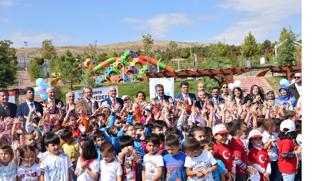 Konya 2023 Hedefine El Ele Projesi kapsamında Dünya Çocuk Günü Kutlamaları Gerçekleştirildi.