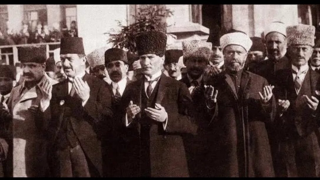 Gazi Mustafa Kemal ATATÜRK' ün Rahmeti Rahmana Ulaşmasının 85. Sene-i Devriyesinde Saygıyla Anıyoruz 