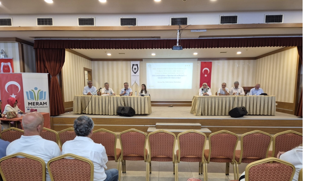 2025-2026 Eğitim Öğretim Yılı Okul ve Kurum Müdürleri Toplantısı Gerçekleştirildi